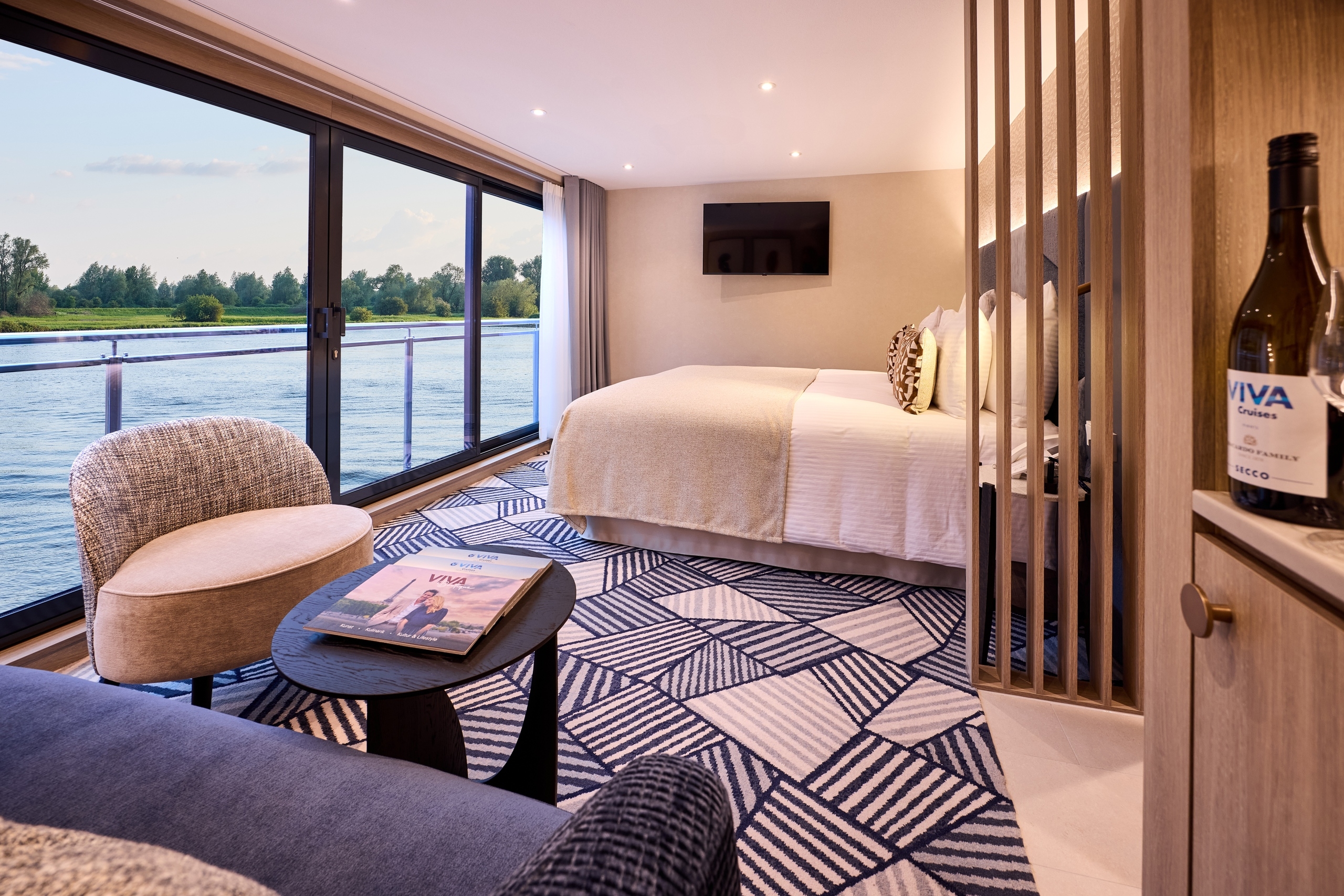 Suite – Diamond Deck-[SUD]