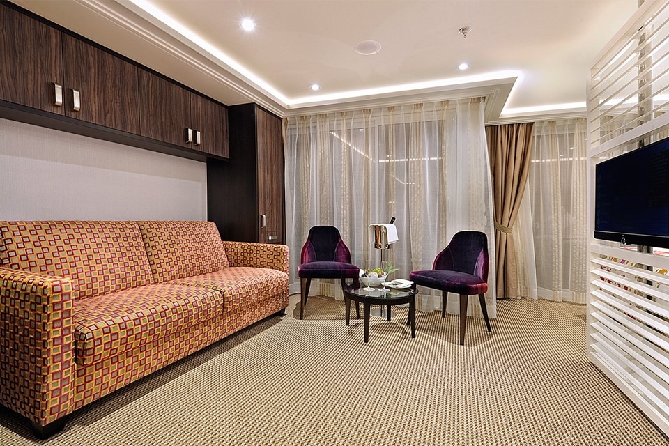 Suite – [SS]