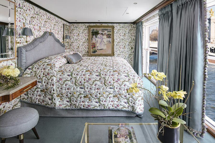 Suite – [S]