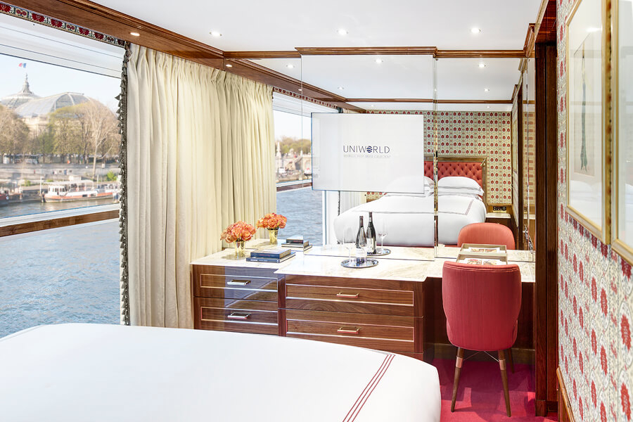 Deluxe French Balcony – [DFB]