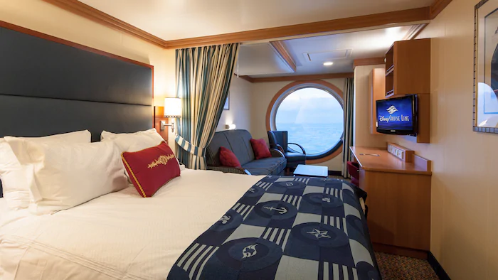 Deluxe Family Oceanview Stateroom – [08D]