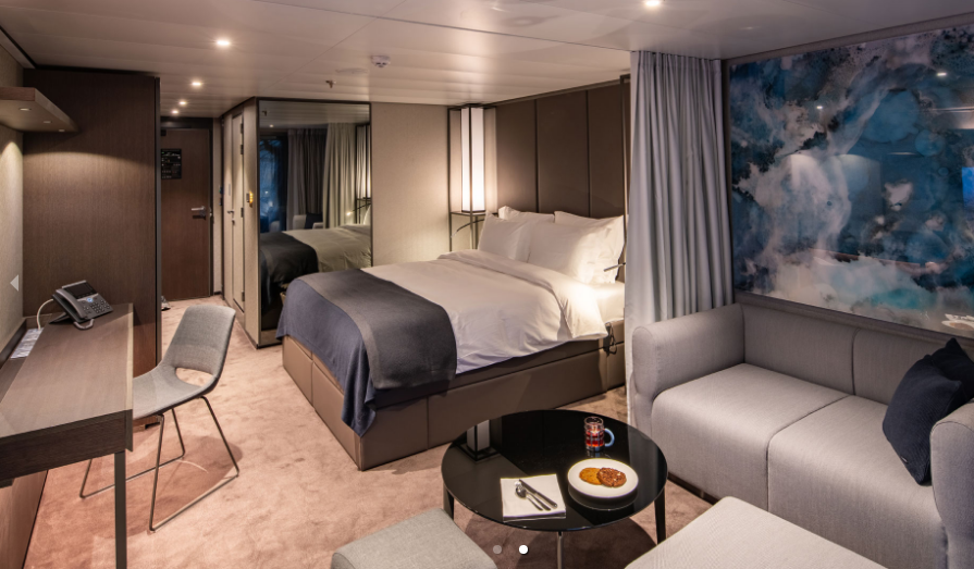 Grand Deluxe Verandah Suite-[AD]