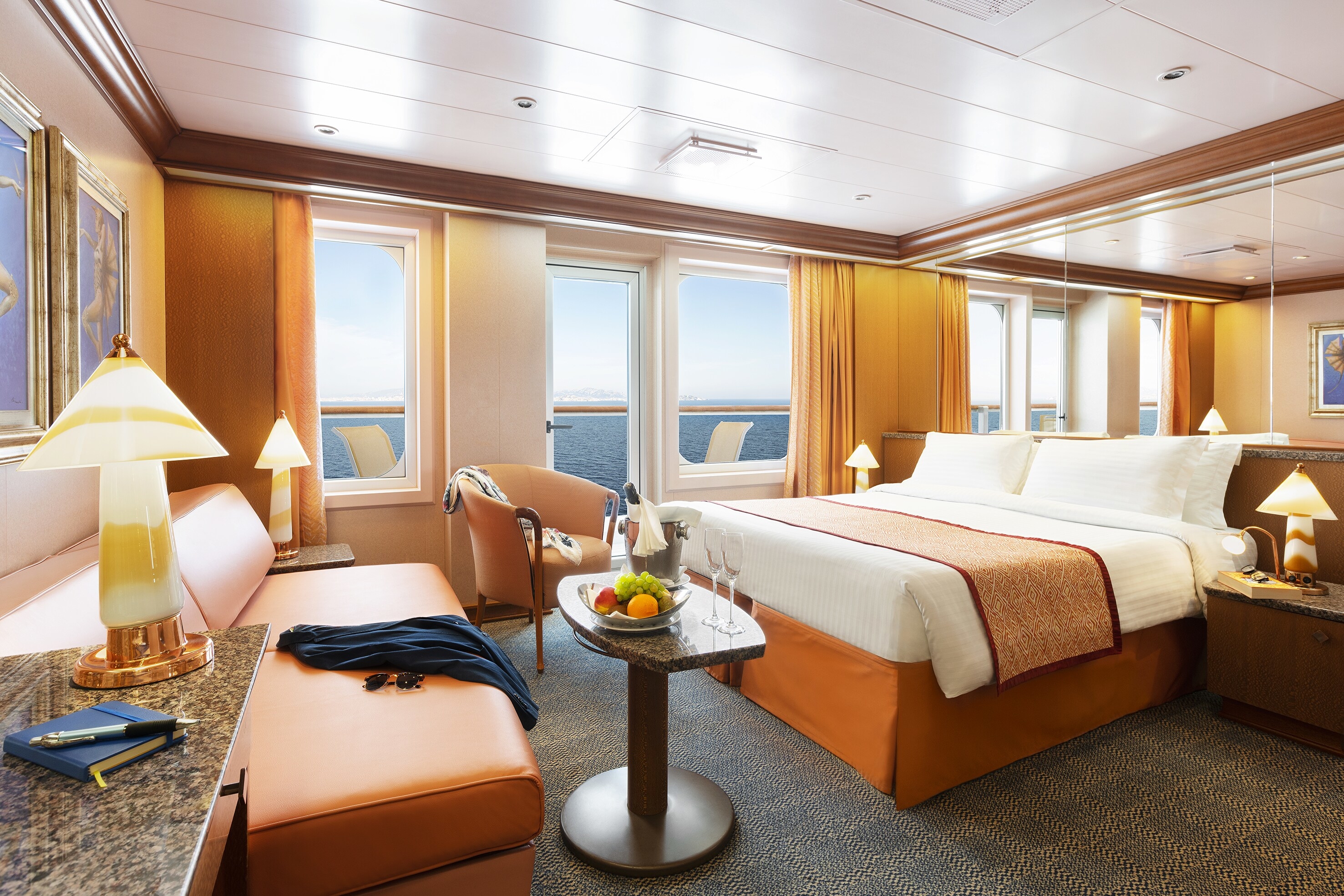 Suite with ocean view balcony – [S]