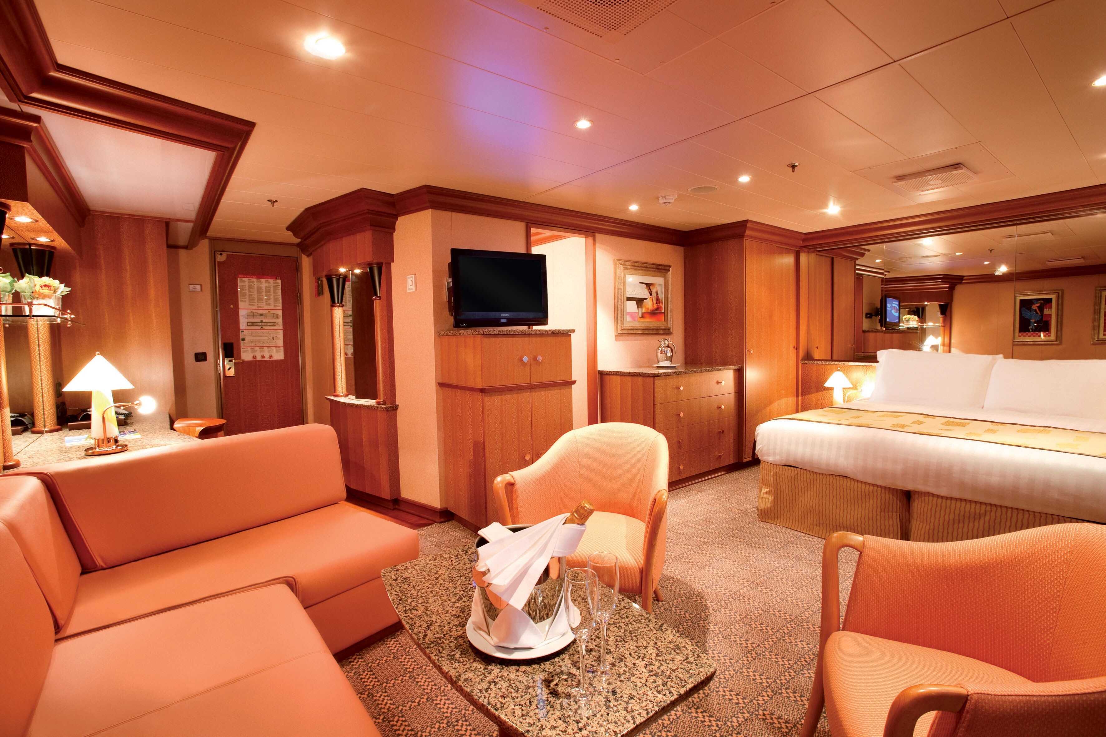 Grand Suite with ocean view balcony – [GS]