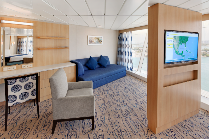 Ocean View Panoramic Suite (No Balcony) – [VP]