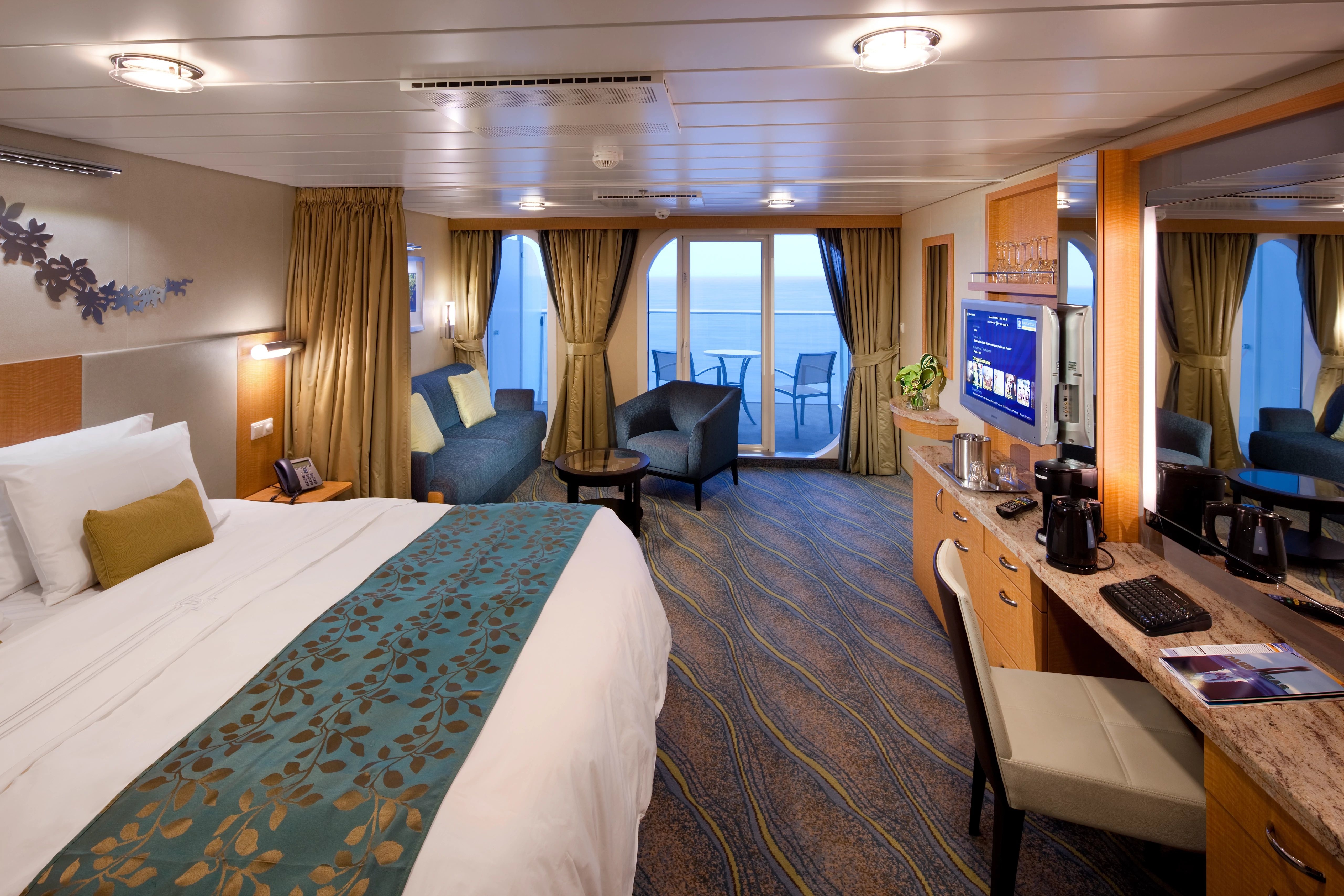 Suite – Guaranteed – [WS]