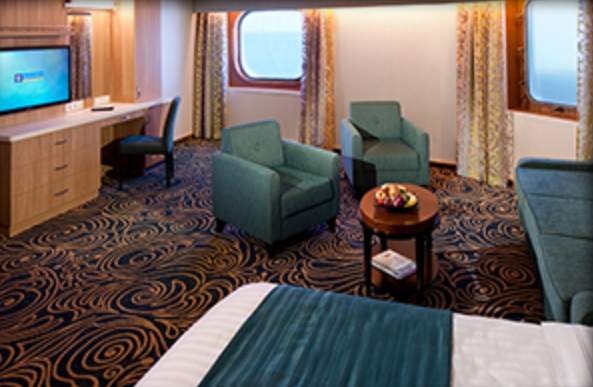 Ocean View Suite (No Balcony) – [VO]