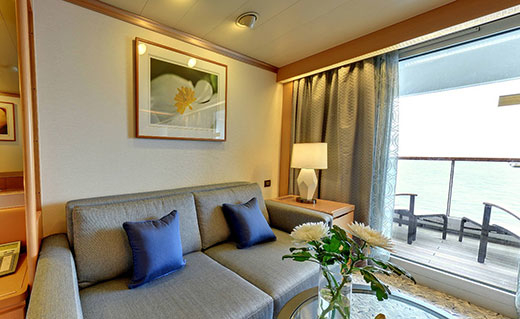 Single Balcony Suite – [JB]