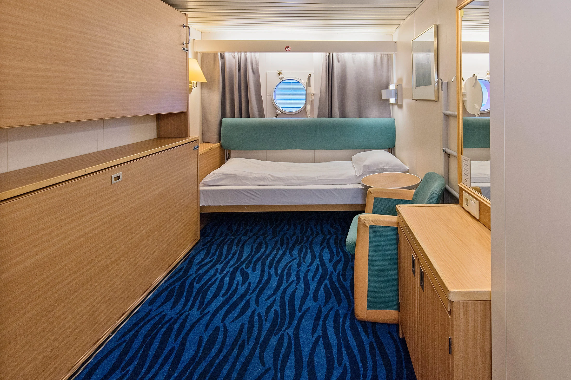 Unspecified Cabin Arctic Superior – [USPT]