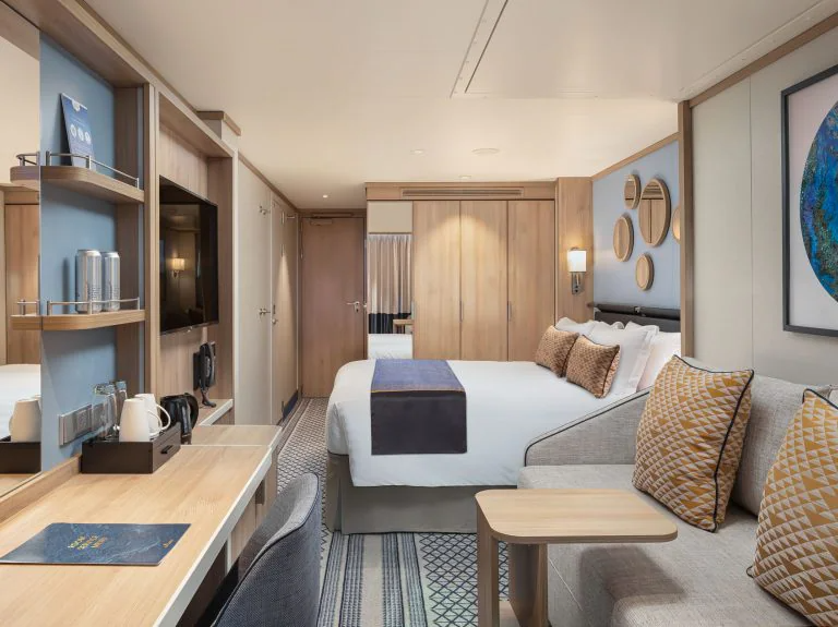 Single Balcony – [QZ]