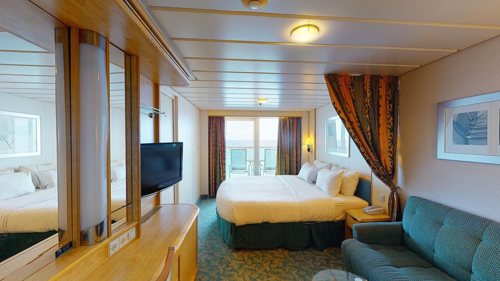 Ocean View Balcony Quad GTY – [XQ]