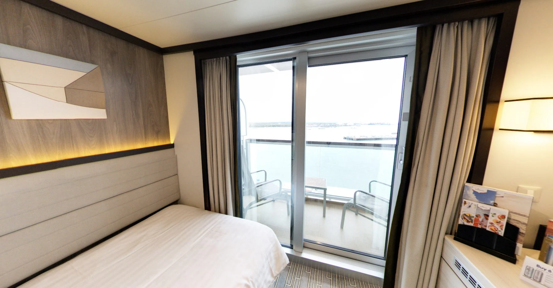 Single Balcony with Shower – [QF]