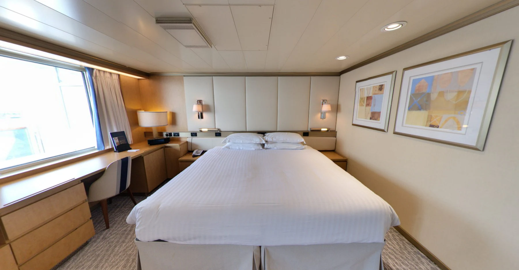 Suite Balcony Bath – [B1]