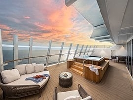 yc4_yc_owners_suite_with_whirlpool_bath_tile_mobile