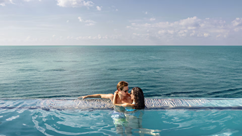 Infinity_Pool