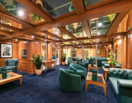 cigar-room
