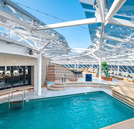 club-pool