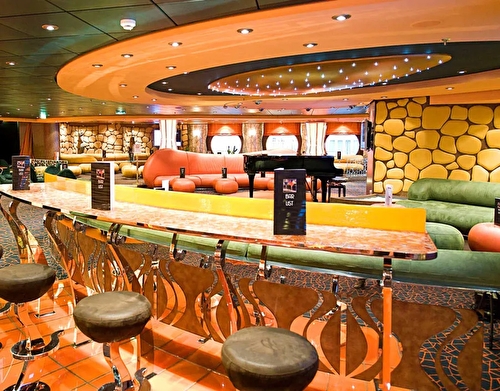insolito-lounge_msc-fantasia