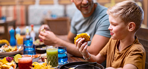 hola-tacos-cantina