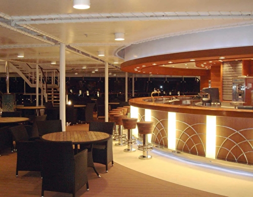 el-sombrero-pool-bar-msc-orchestra