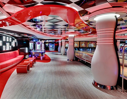 sv_entertainment_two_full_sized_bowling_alleys_03