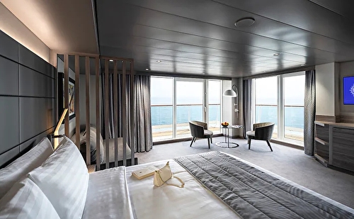 sxt_grand_suite_aurea_with_terrace_expandible_desktop_700x433
