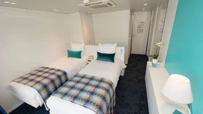 UPPER DECK 2 SEPARABLE BEDS CAT B-[B_GLS_PS]