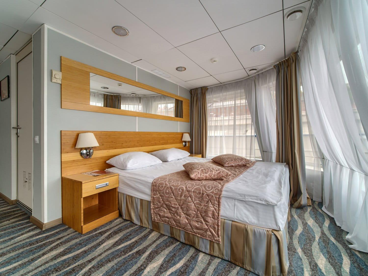 Junior Suite without Balcony-[CAT4]