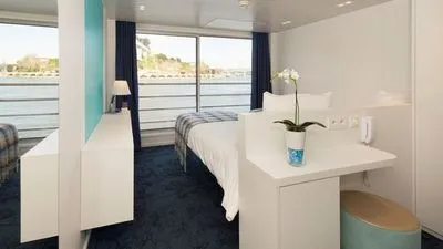 UPPER DECK 2 SEPARABLE BEDS CAT A-[A_GLS_PS]