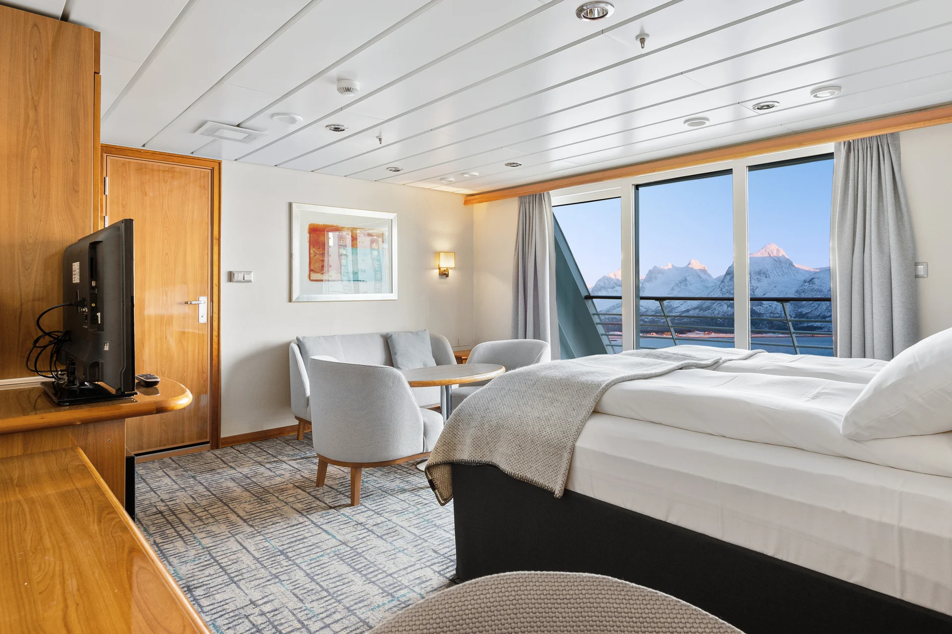 Expedition Suite-[V M4]