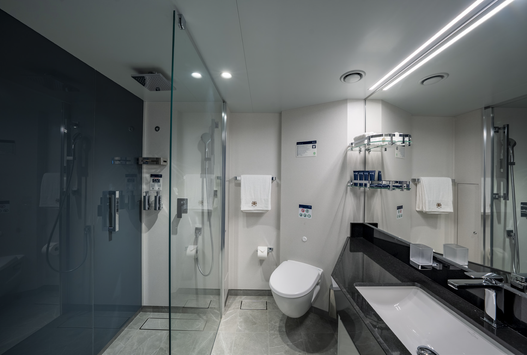 MSC Yacht Club Deluxe suite-[YC1]