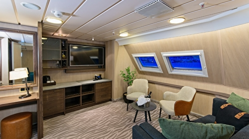 Expedition Suite-[V M4]