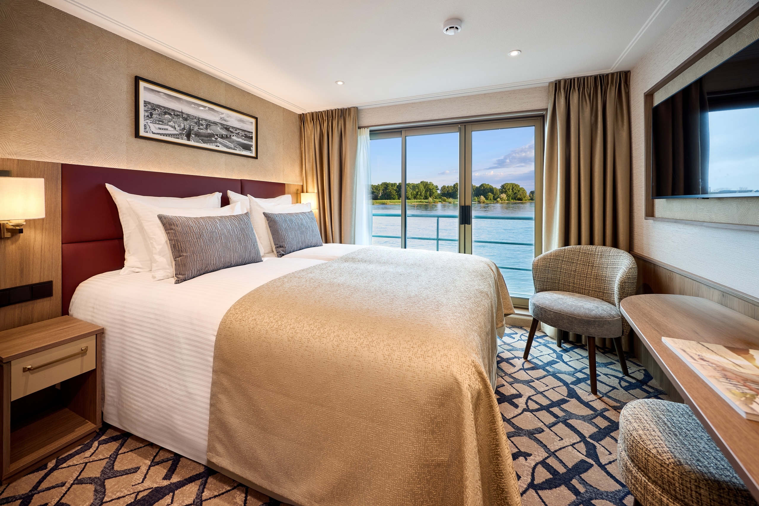 Double Cabin – Diamond Deck-[2BD]