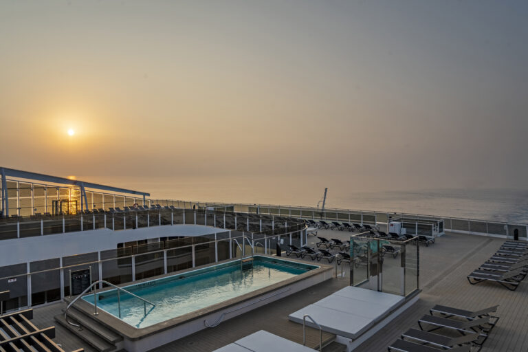 MSC World Asia, Zen Pool