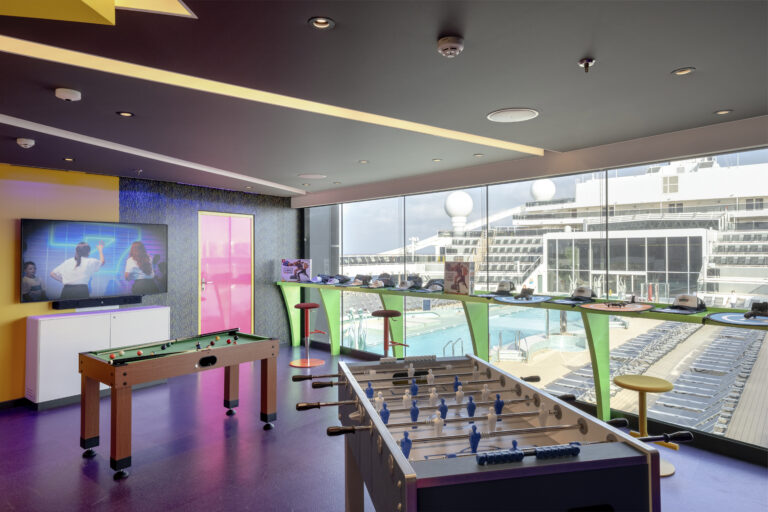 MSC World Asia, Young Club