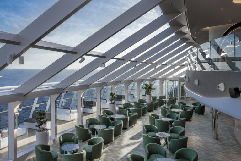 MSC World Europa, Top Sail Lounge