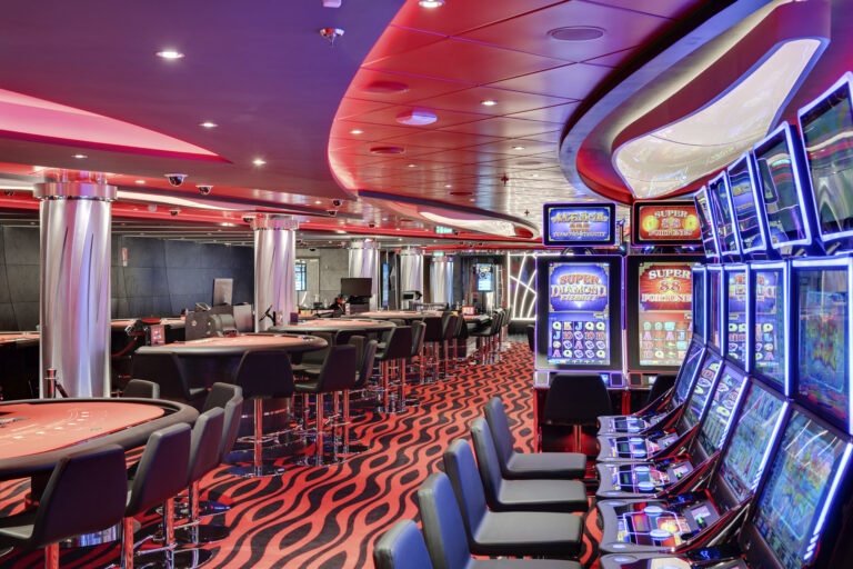 MSC Seaview, Platinum casino